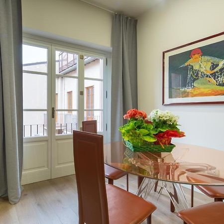 Stunning & Luxurious 1Br Apt 1 Min Walk By Duomo Florens Exteriör bild