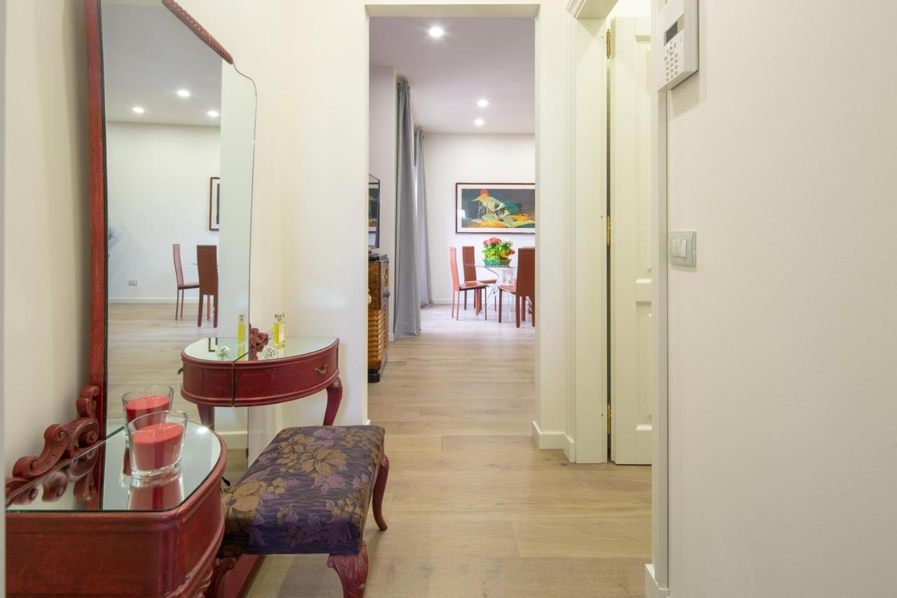 Stunning & Luxurious 1Br Apt 1 Min Walk By Duomo Florens Exteriör bild