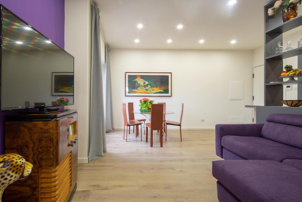 Stunning & Luxurious 1Br Apt 1 Min Walk By Duomo Florens Exteriör bild
